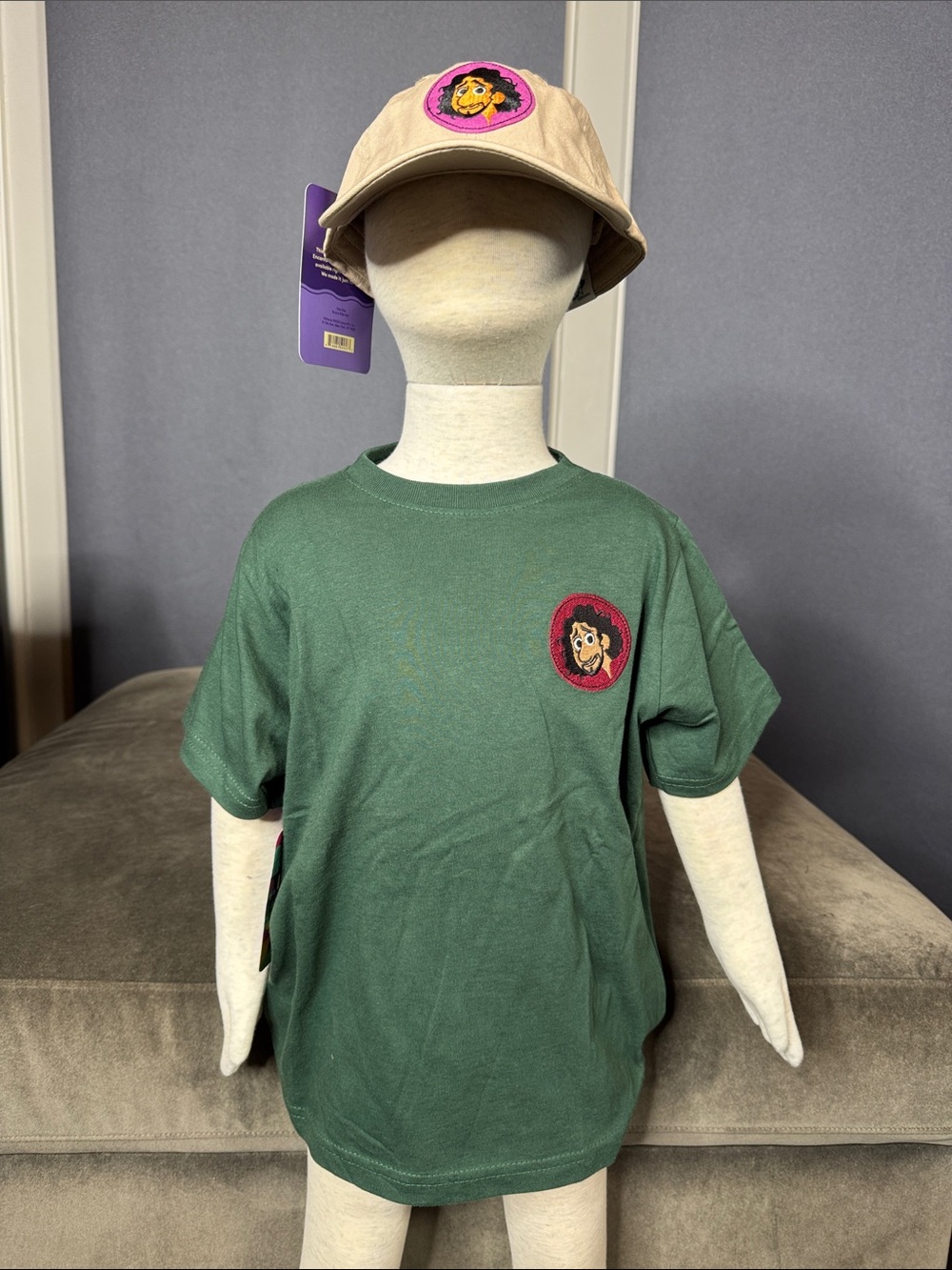 Kids Disney Encanto x Camp Bruno Green Short Sleeve T-Shirt 5T & Hat Bundle NWT